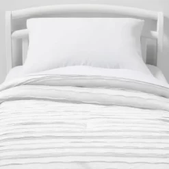 Toddler Jersey Wave Kids' Comforter - Pillowfort™ -Children Peripherals GUEST 9c3882d9 905a 4ac6 9a28 bb2035050286