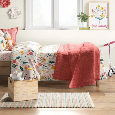 27"x45" Striped Ribbed Accent Kids' Rug - Pillowfort™ 1 27"x45" Striped Ribbed Accent Kids' Rug - Pillowfort™